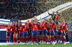 重创！阿诺德伤停两月 皇马右路告急 欧冠生死战遭遇防线危机