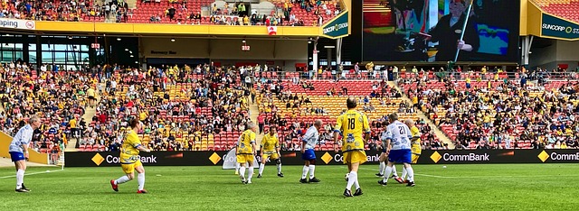 马克西表现不佳，本赛季得分首场不足20分